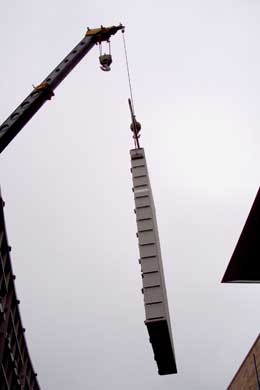 donor recognition installation of crane lifting picture 2